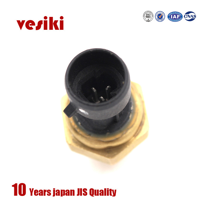 1840078 Automobile Industry Engine Diesel Auto Spare Parts Oil Pressure Sensor